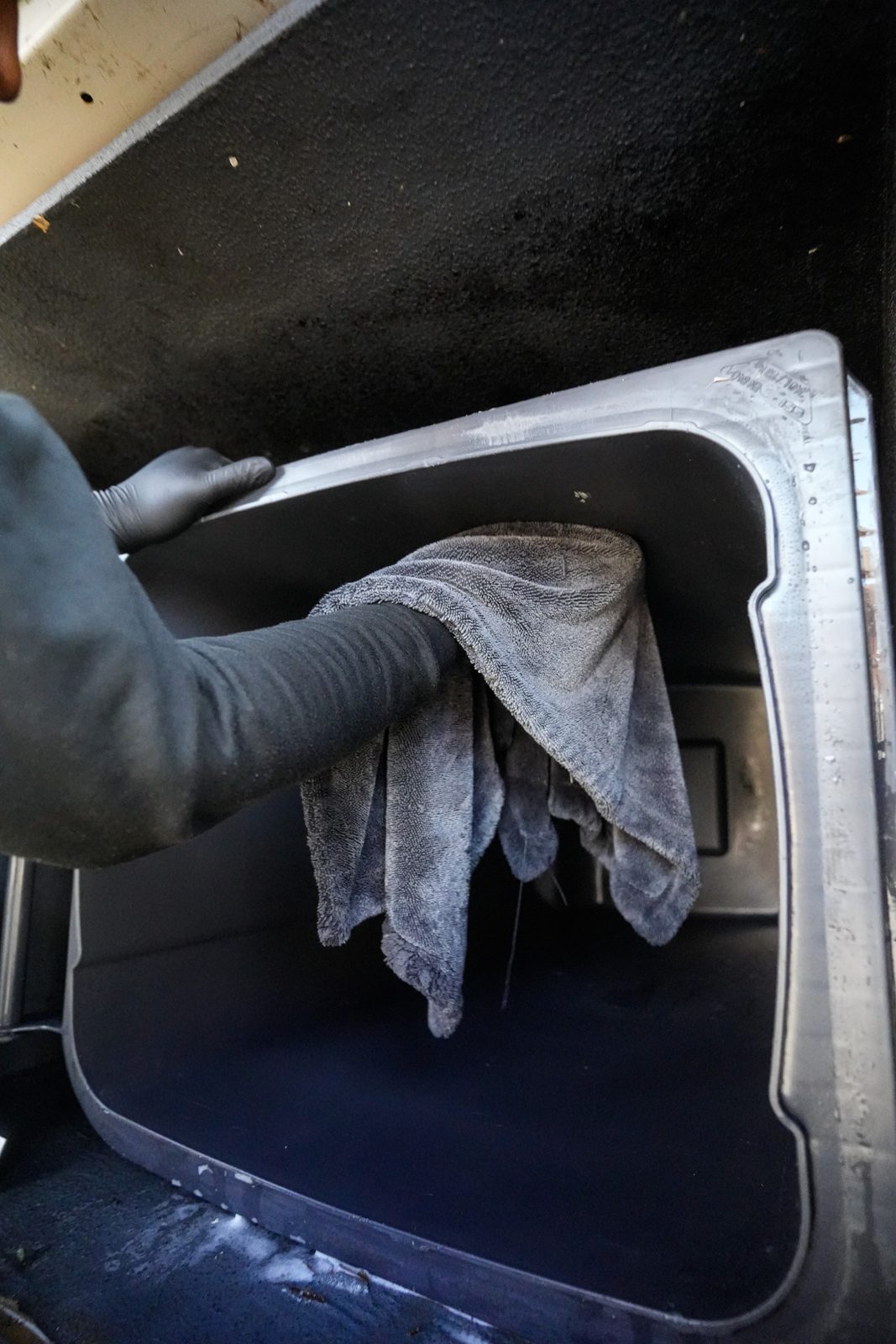 Inside and lid scrubbed and sanitised.